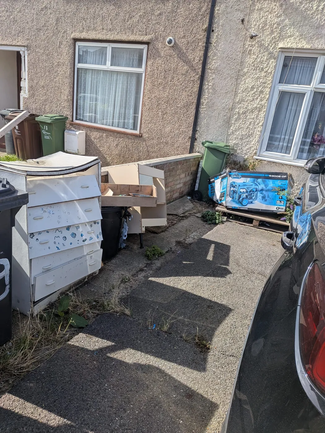 Waste collection need in Dagenham 